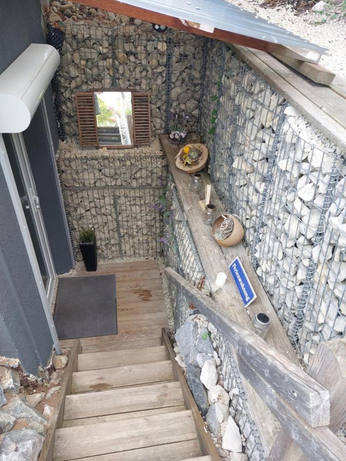 Modernes Souterrain Apartment Black Forest Mit Separatem Eingang Und Kfz-Stellplatz Bad Dürrheim Екстериор снимка