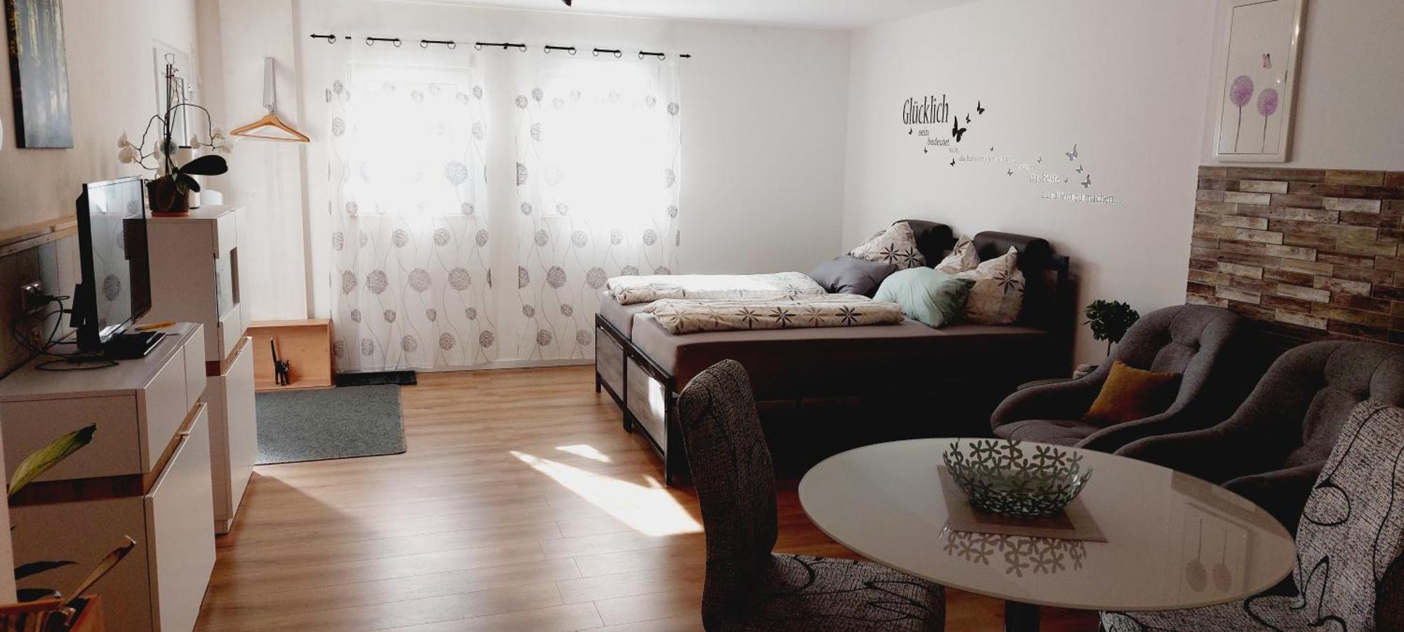 Modernes Souterrain Apartment Black Forest Mit Separatem Eingang Und Kfz-Stellplatz Bad Dürrheim Екстериор снимка